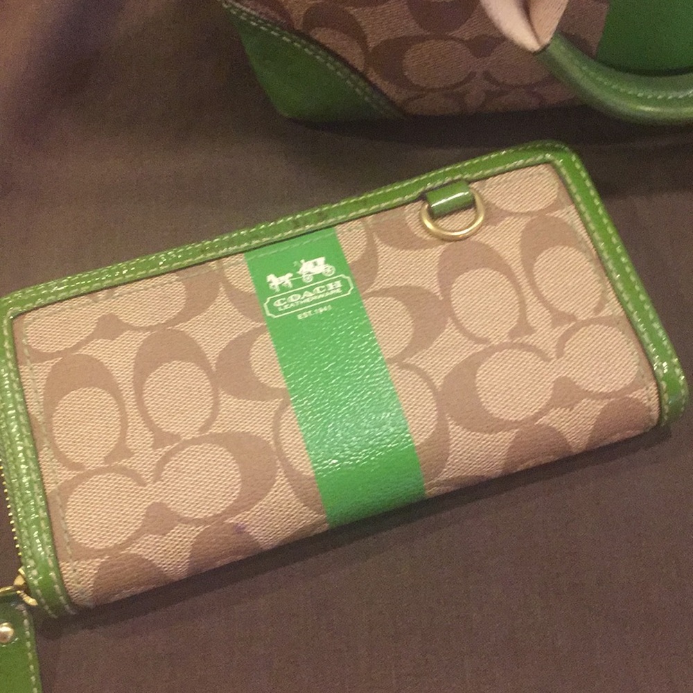 COACH HERITAGE TOTE Green Stripe 11349 PURSE ZIP AROUND WALLET - Picture 2 of 8